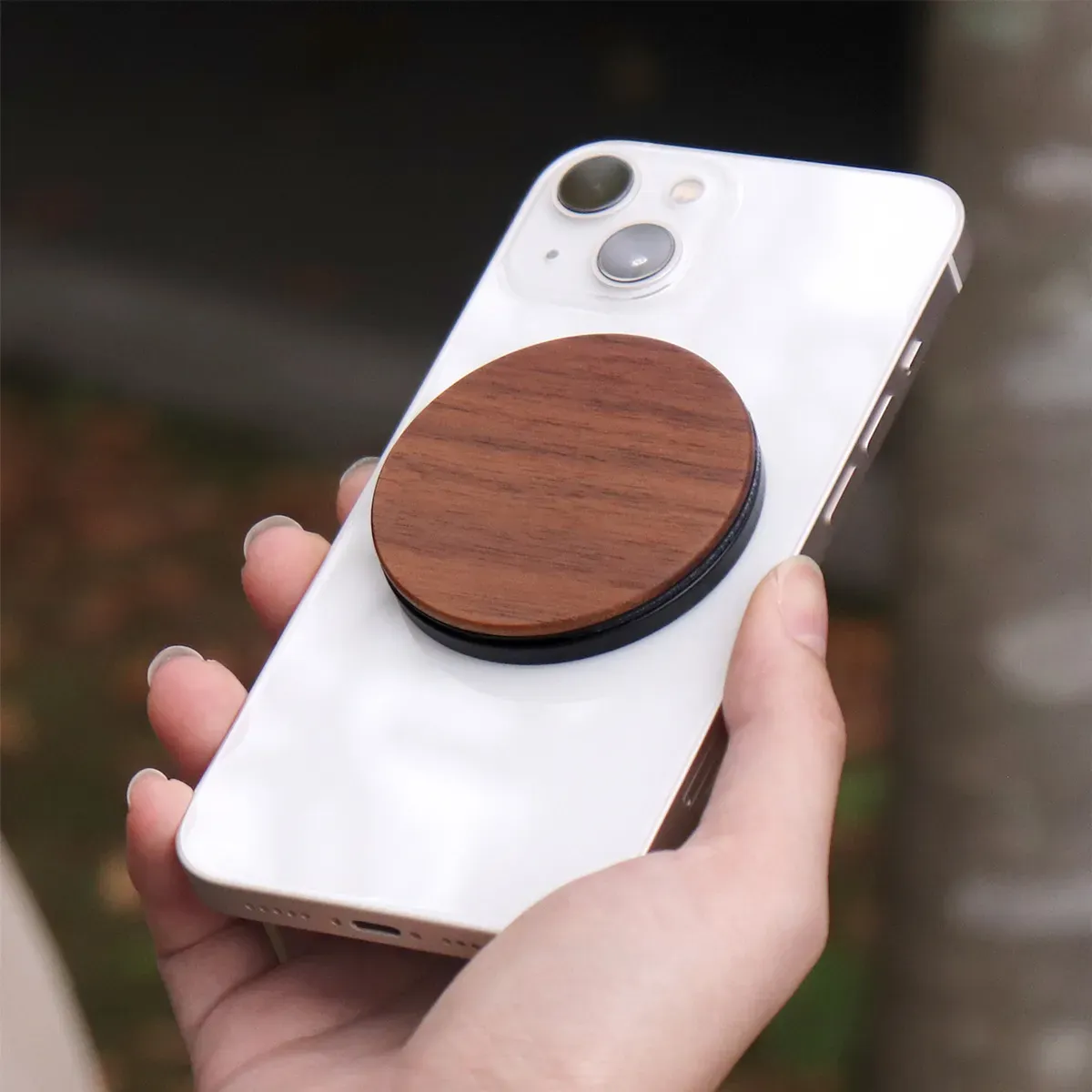 本体の広い木部には、企業ロゴや周年メッセージを刻印することが可能