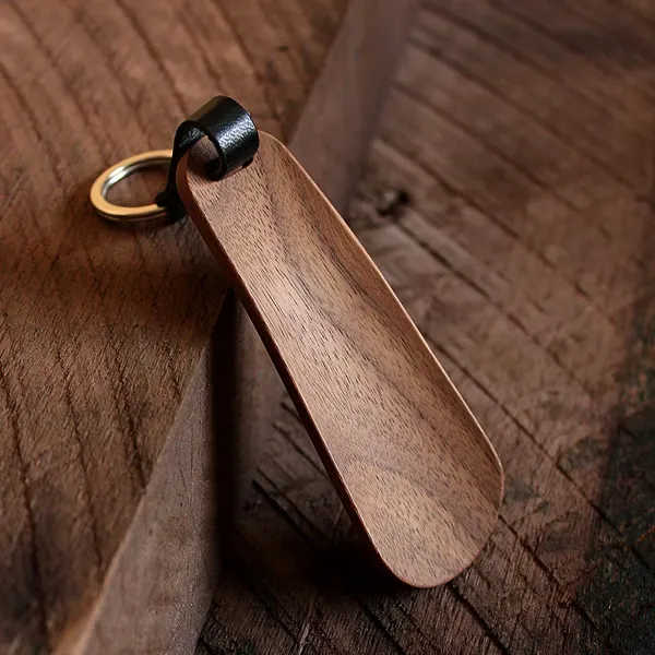 重厚感と上質感あるクツベラ