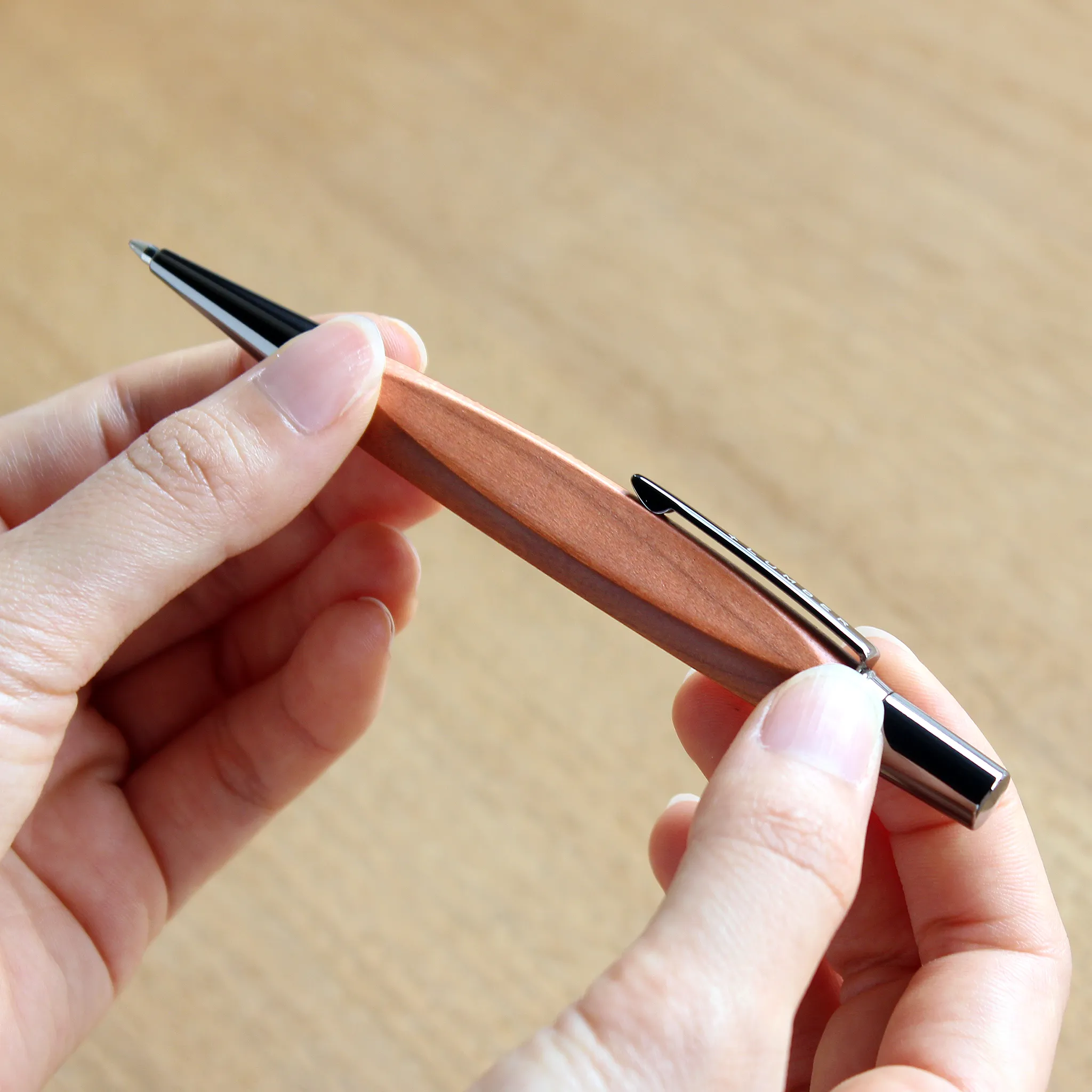 他にはないノベルティのペン