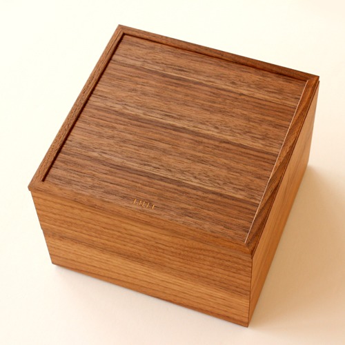 「重箱」をカスタマイズした木製ボックス