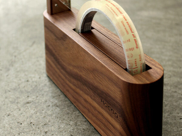 スリムでおしゃれな木製テープカッター「Tape Dispenser」