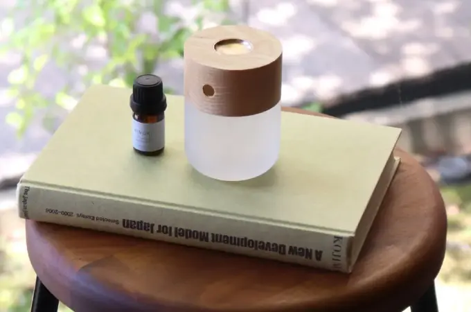 火も水も使わない。 さまざまな香りをたのしめる加熱式アロマディフューザー「GOOD FRAGRANCE LAMP」