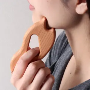 癒しのセルフケア習慣。 どうぶつモチーフの木製かっさ「WOODEN KASSA」