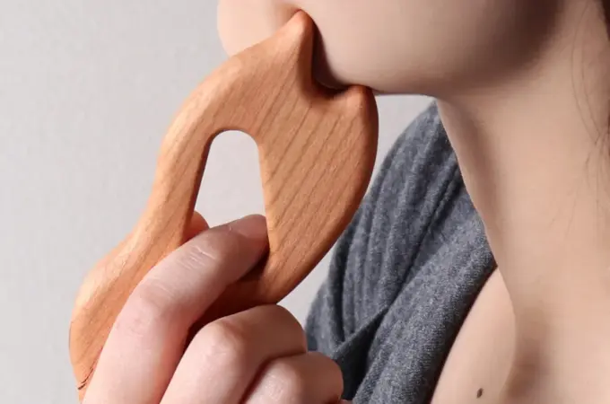 癒しのセルフケア習慣。 どうぶつモチーフの木製かっさ「WOODEN KASSA」