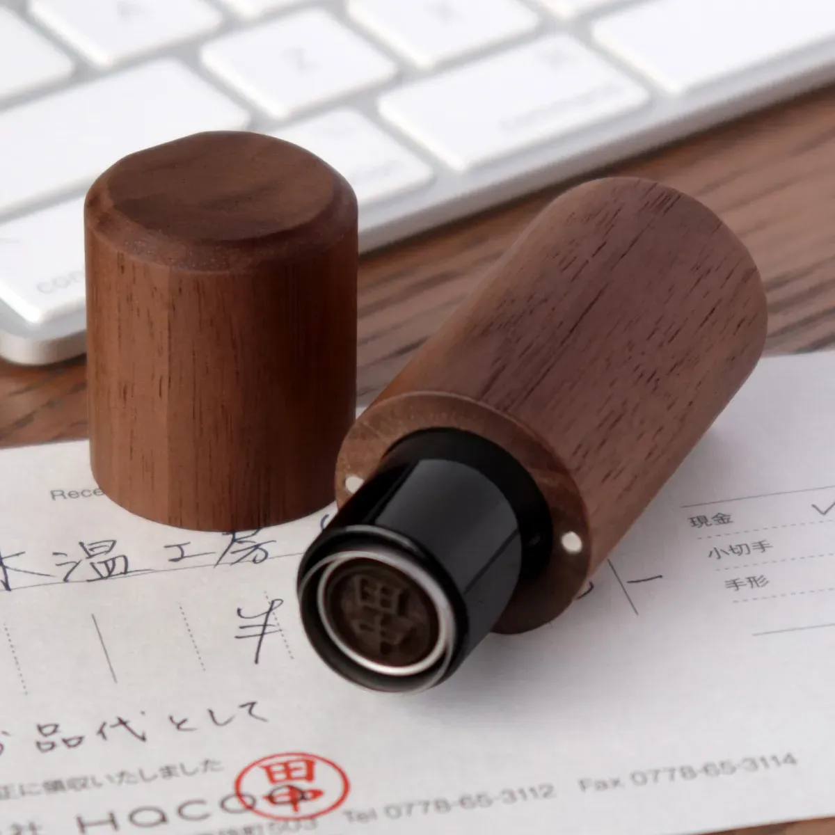 日常の「ひと押し」を格上げする、至高の木製スタンプスリーブ