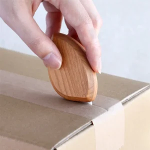 ついばむように、すっと開ける。小鳥モチーフの木製段ボールカッター「Box Opener」